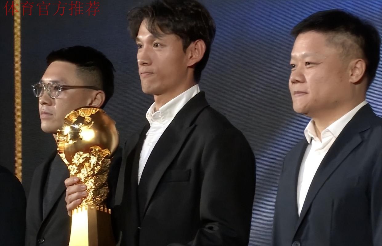 越老越妖！昔日庸才成争冠最关键人物，球员标杆，中超属他最自律